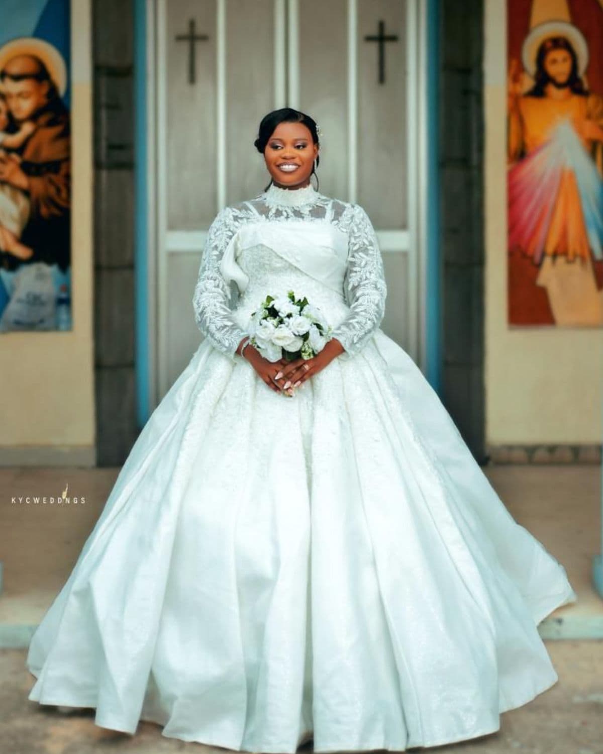 Long sleeve wedding dress rental in Lekki Lagos